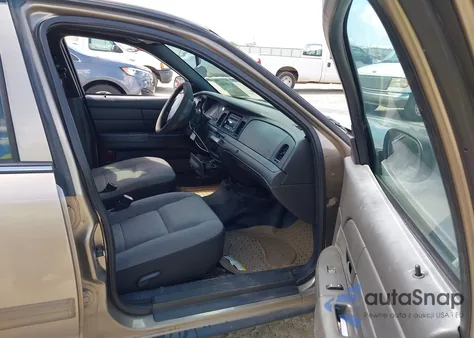 2011 Ford Crown Victoria Police Interceptor из США, поврежденный, VIN 2FABP7BV3BX148871